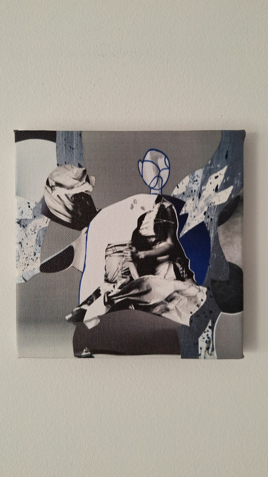 O!MINI 01 Wooden object with collage